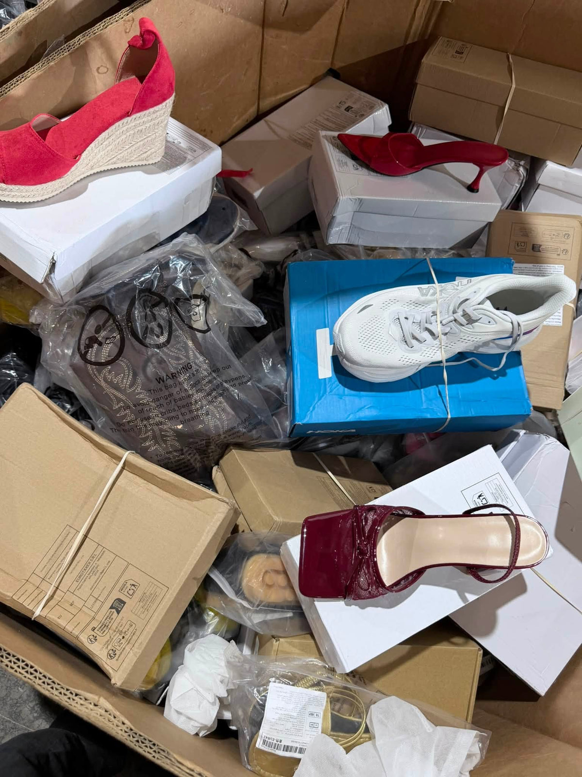 SHEIN Footwear Pallets-Women Shoes  120